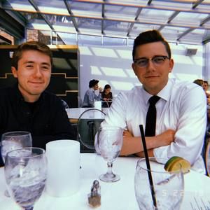 Meet your Posher, Devin